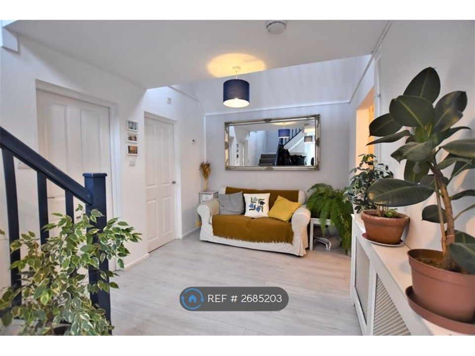 Property photo 2 of 10 Hall/Dining Area