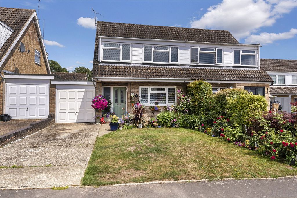 Property photo 1 of 17 Picture No. 01