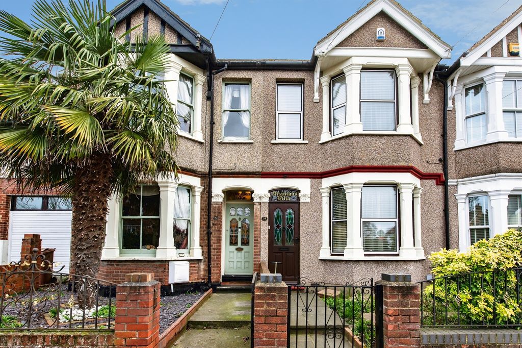 Property photo 1 of 14