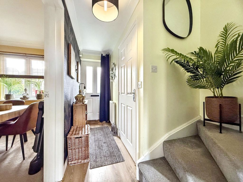 Property photo 3 of 21