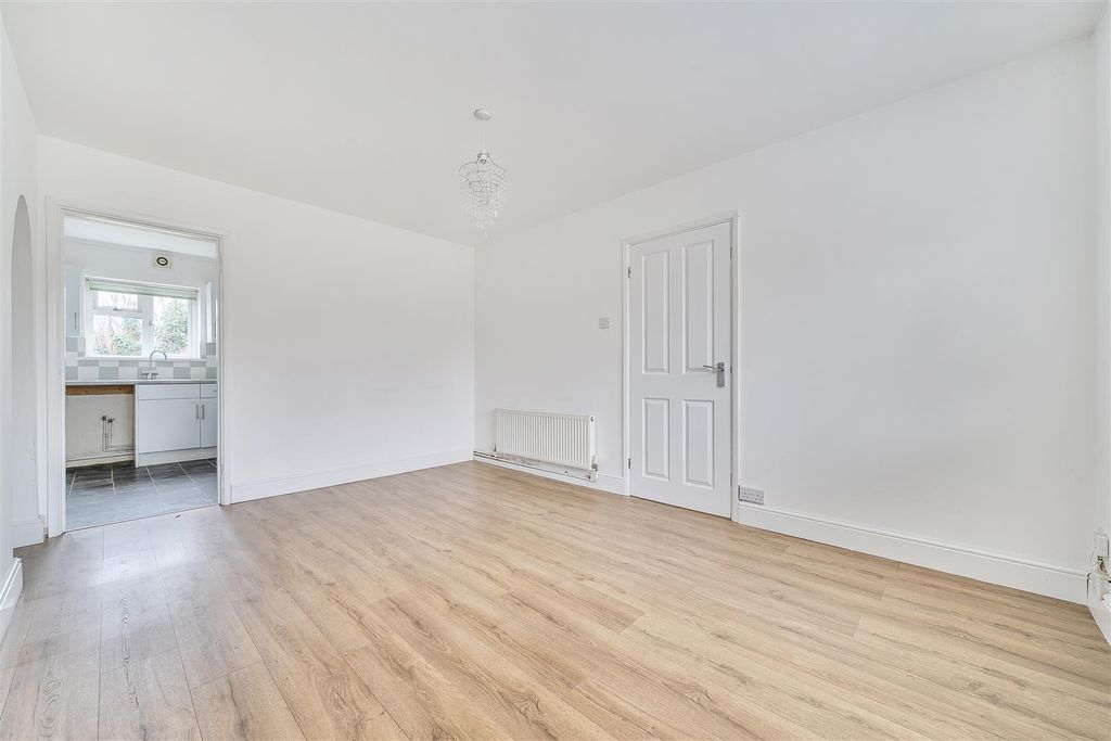 Additional image 9 of 2 bed maisonette for saleSouth Street, Barming, Maidstone ME16