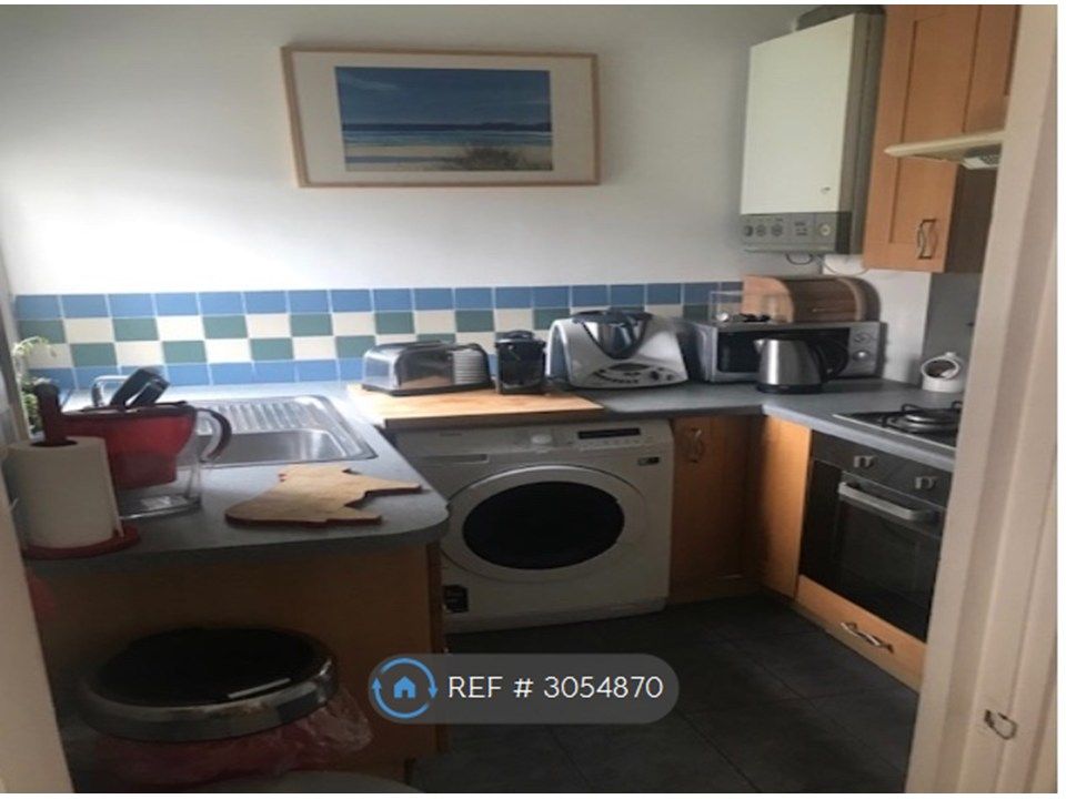 Property photo 2 of 10