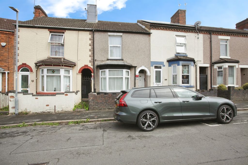 Property photo 1 of 17