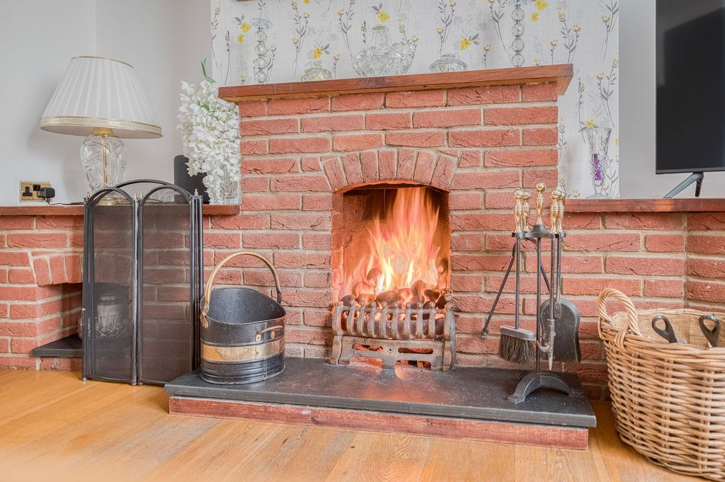 Property photo 3 of 20