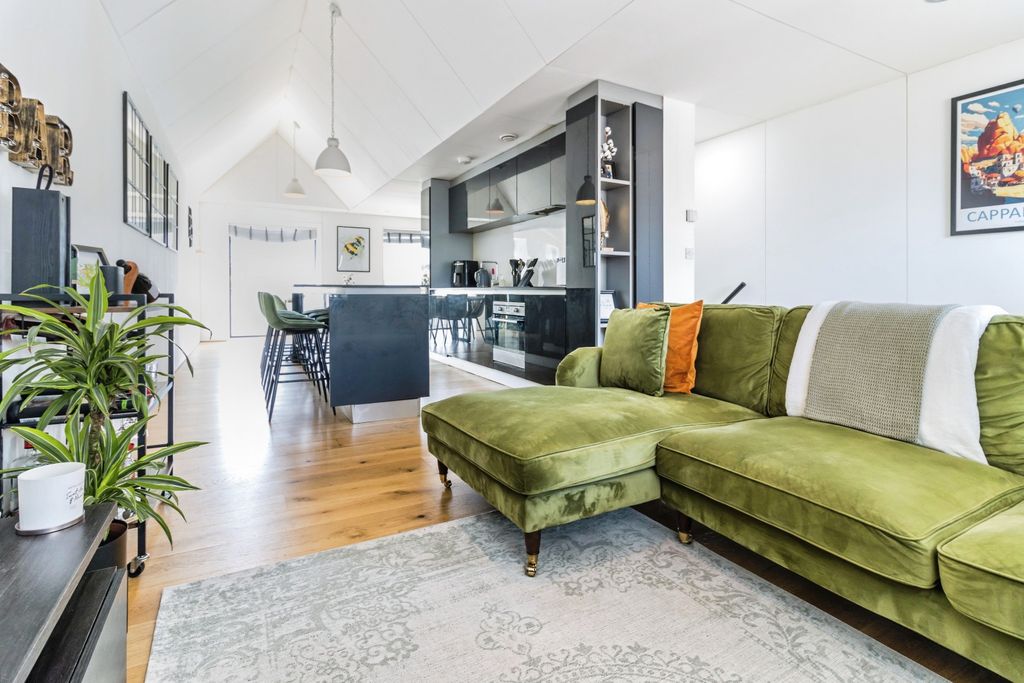 Property photo 2 of 22 Living Area