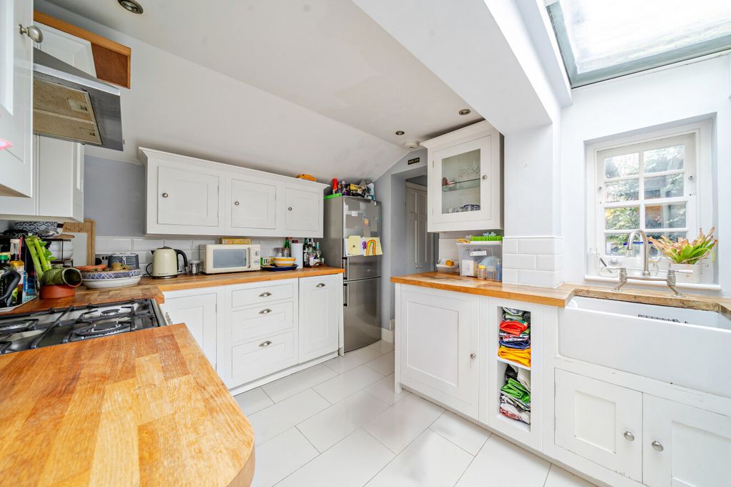 Property photo 3 of 13 1-69809d858905c-1...