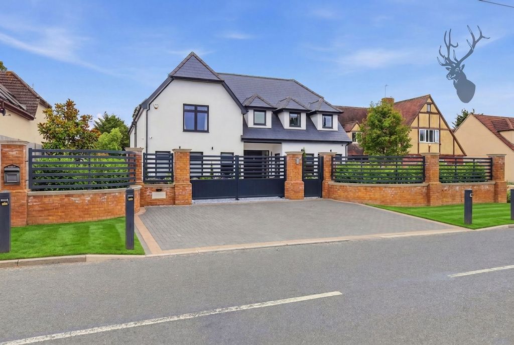 Property photo 1 of 39
