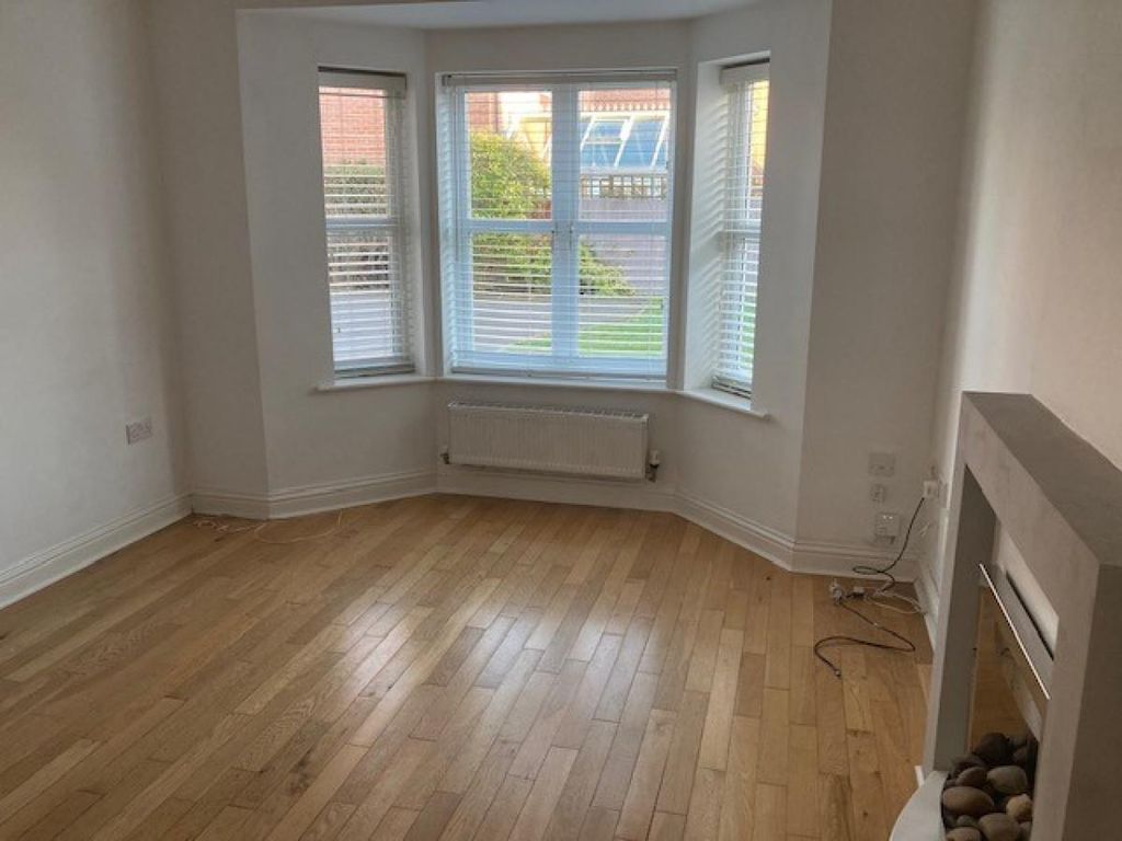 Property photo 3 of 26
