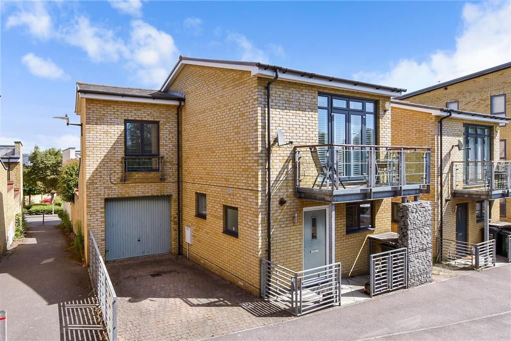 Property photo 2 of 12 External W