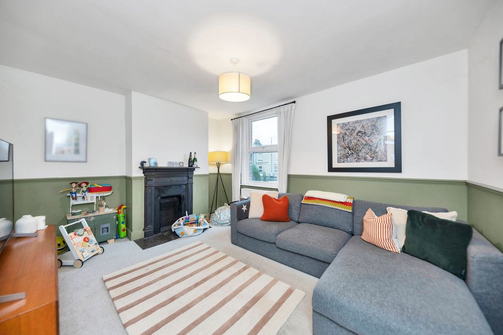 Property photo 2 of 15