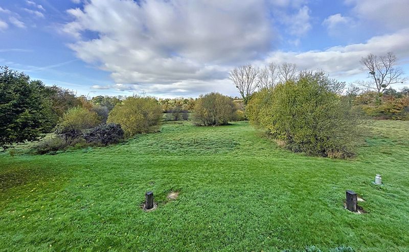 Property photo 3 of 18 Photo 13