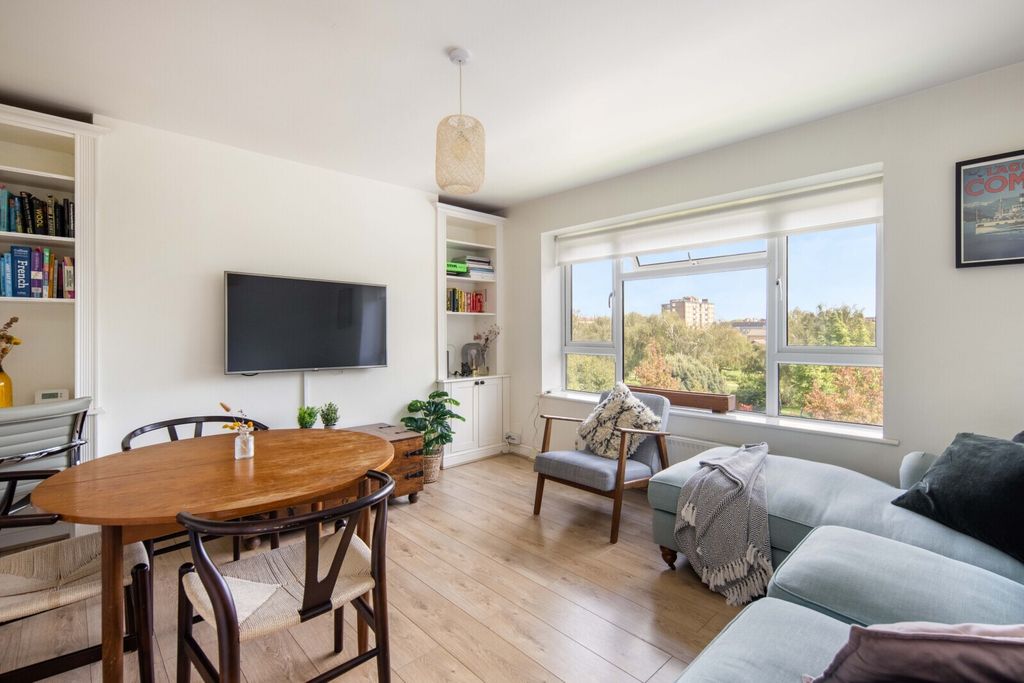 Property photo 1 of 10 Picture No. 18