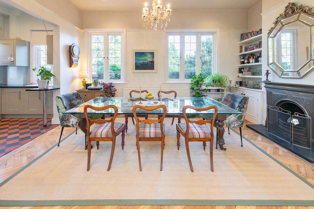 Property photo 3 of 38