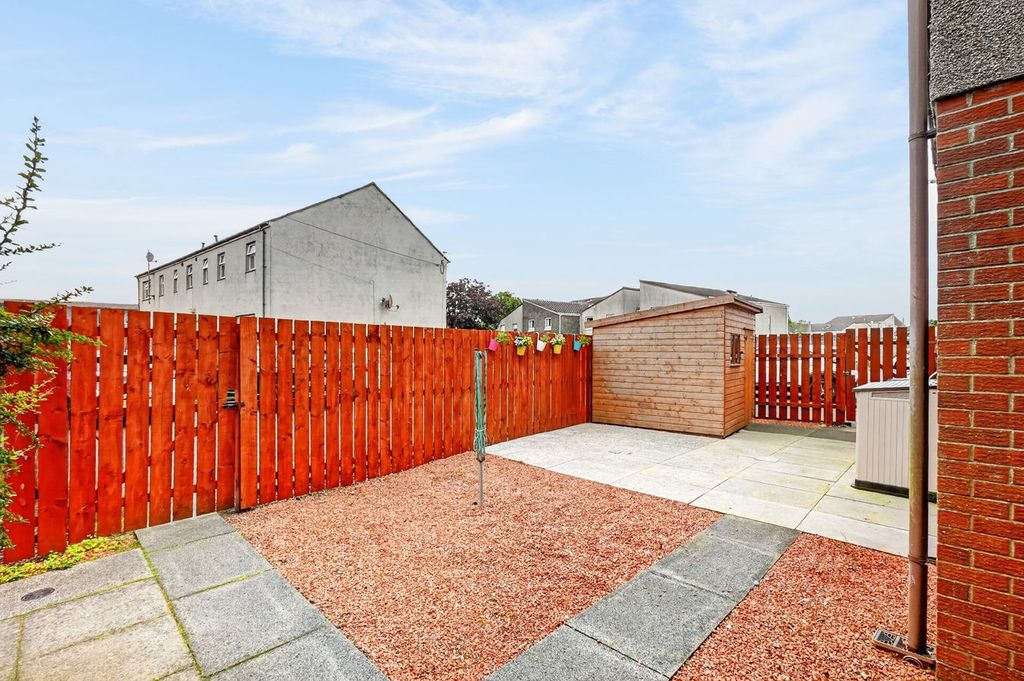 Additional image 15 of 3 bed flat for saleStandalane Court, Galston KA4