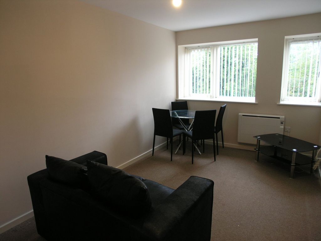 Property photo 3 of 6