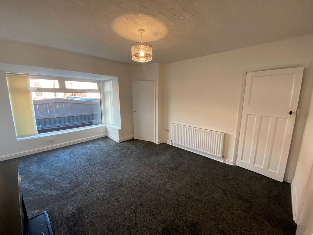 Property photo 3 of 13 Image