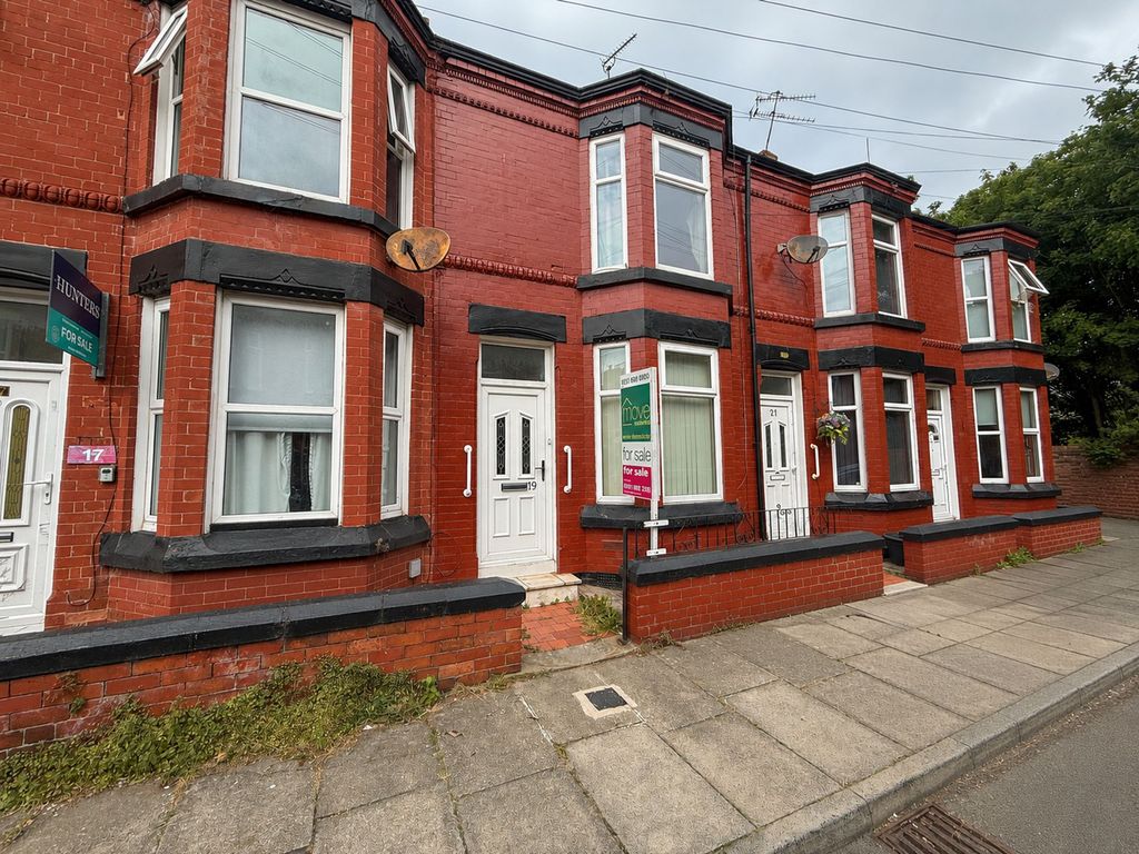 Property photo 1 of 8