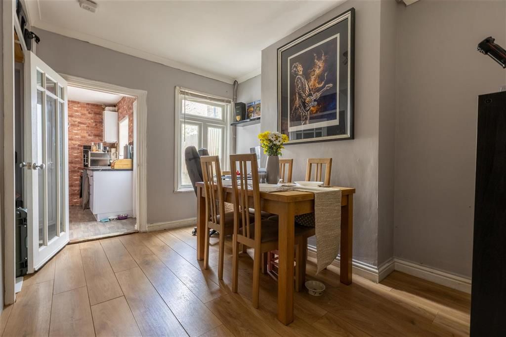 Property photo 3 of 12 Dining Room