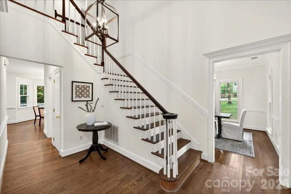 Property photo 2 of 45 <Alttext/>