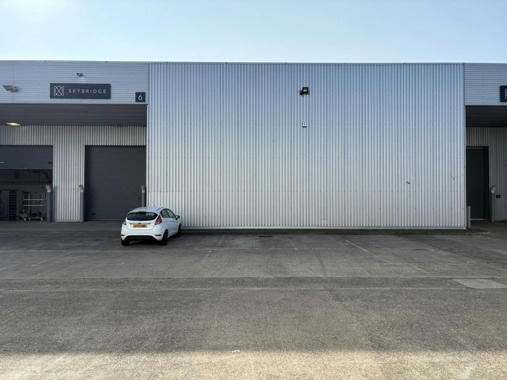 Property photo 2 of 3 V6 Rear 2.Jpeg