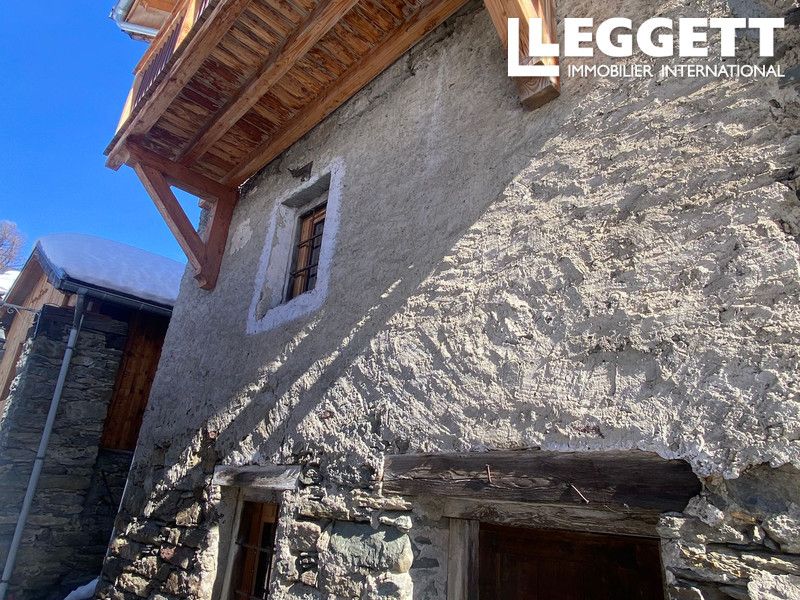 Property photo 3 of 10