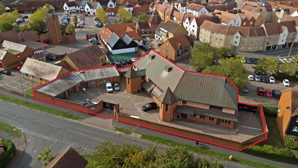 Property photo 1 of 14 Photo 10