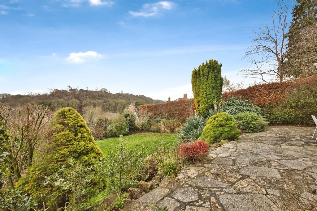 Property photo 2 of 18