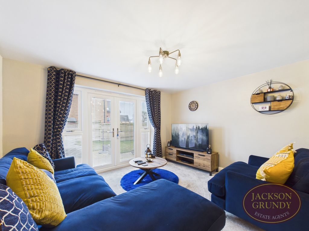 Property photo 2 of 17 Mardell Way