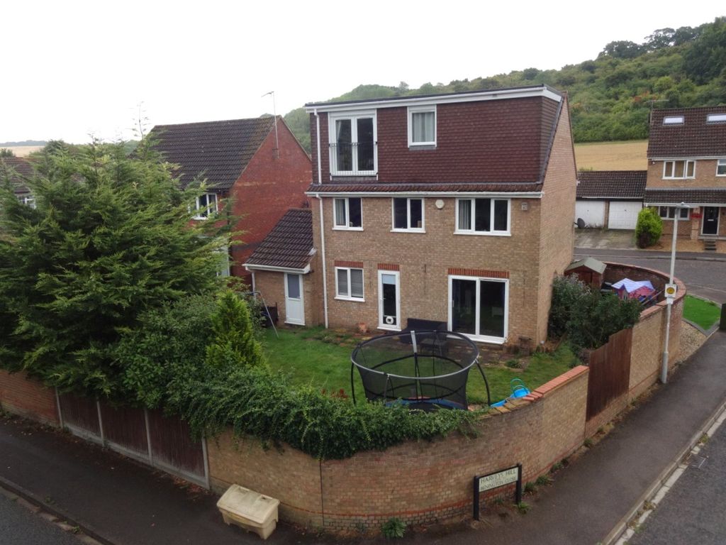 Property photo 2 of 19 Picture No. 24