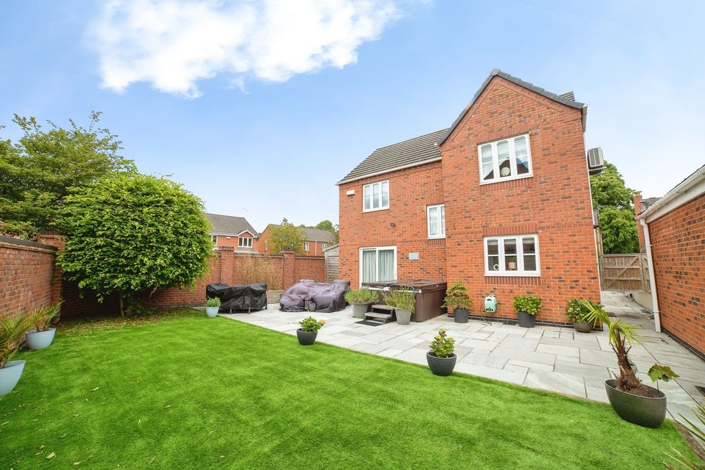 Property photo 1 of 20 Pbox-Img.Jpg