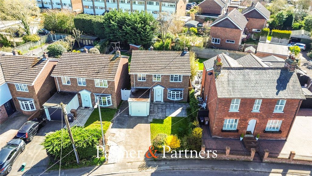 Property photo 3 of 32 Picture No. 04