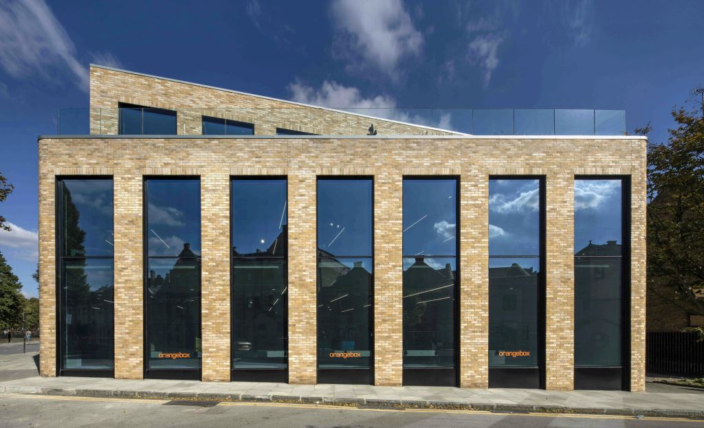 Property photo 2 of 8 Exterior