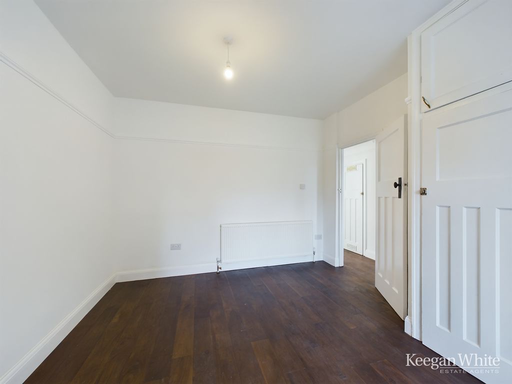 Property photo 3 of 11 Photo 6