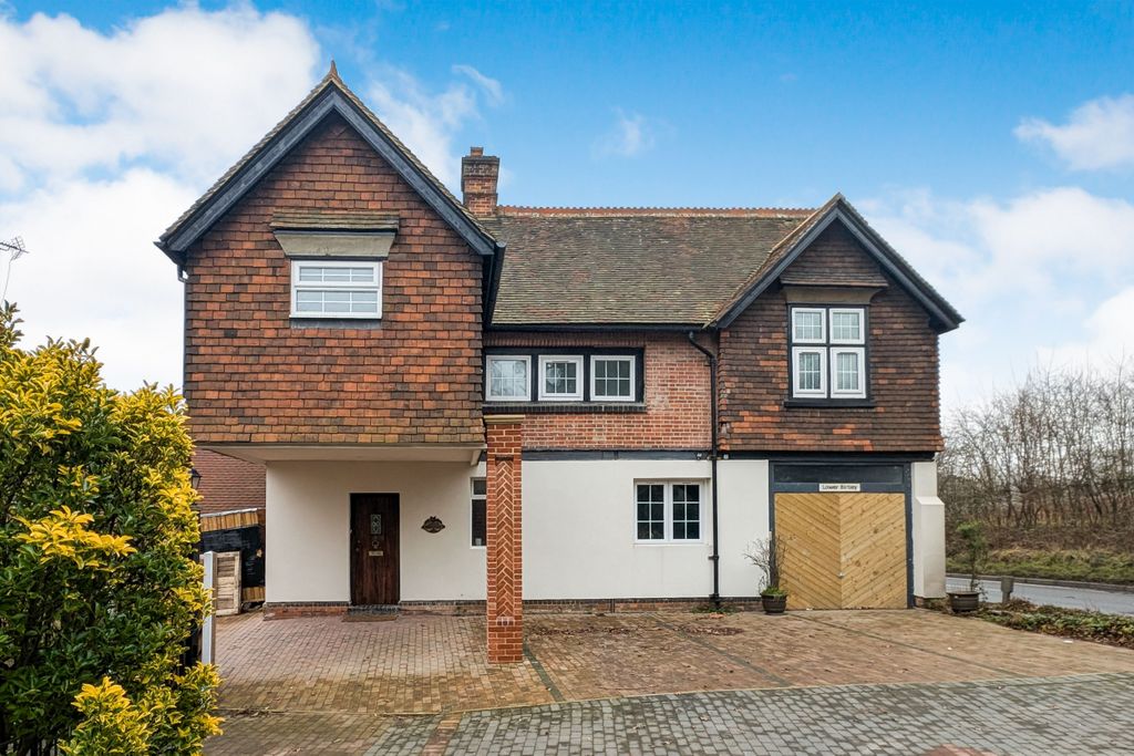 Property photo 1 of 25 Lower Birtley, Grayswood Road, Surrey, Gu27 2DL