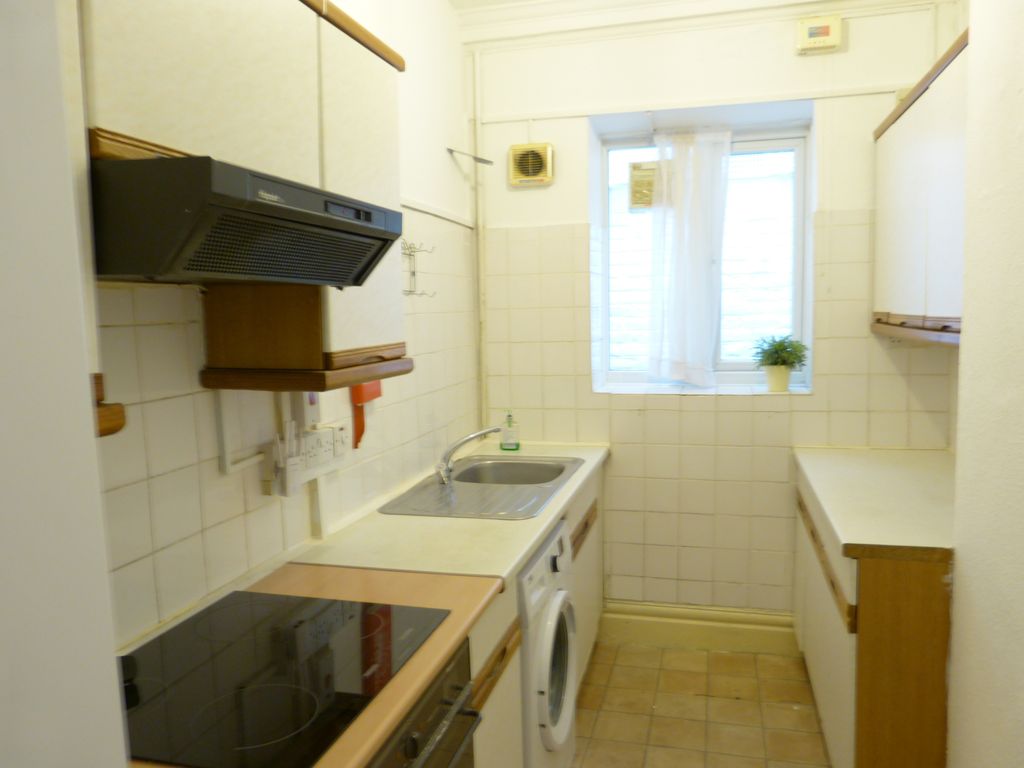 Property photo 3 of 7 Gallery