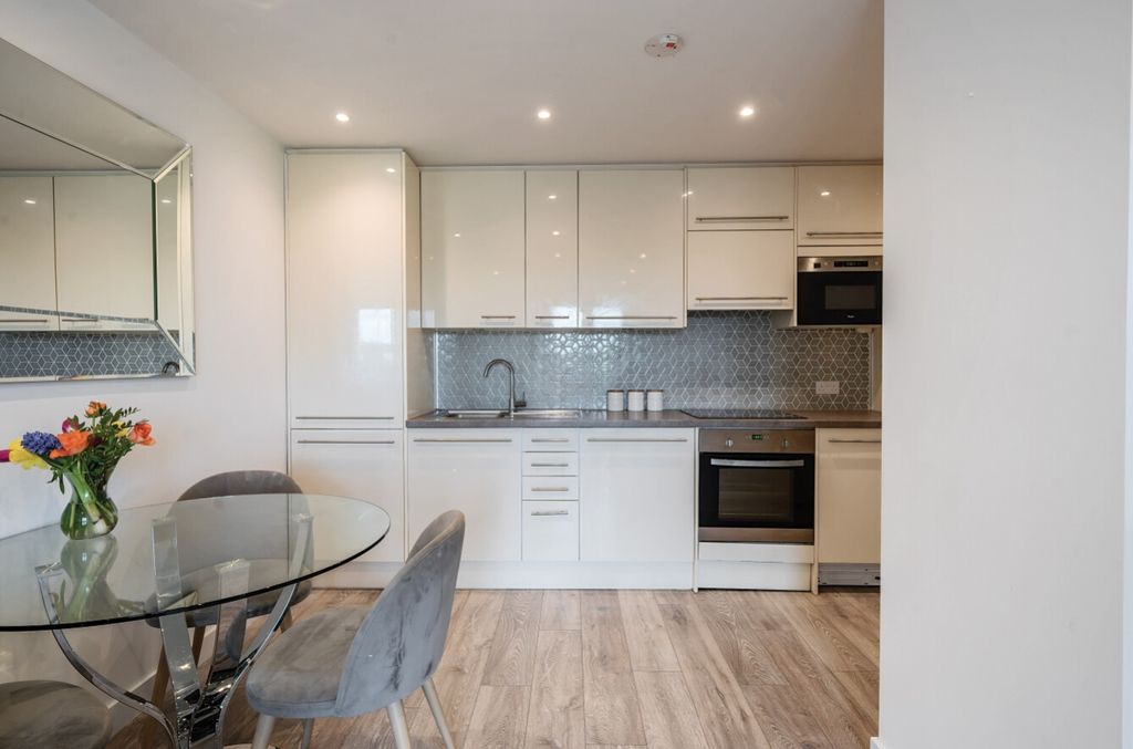 Property photo 2 of 10 1279739 (5)