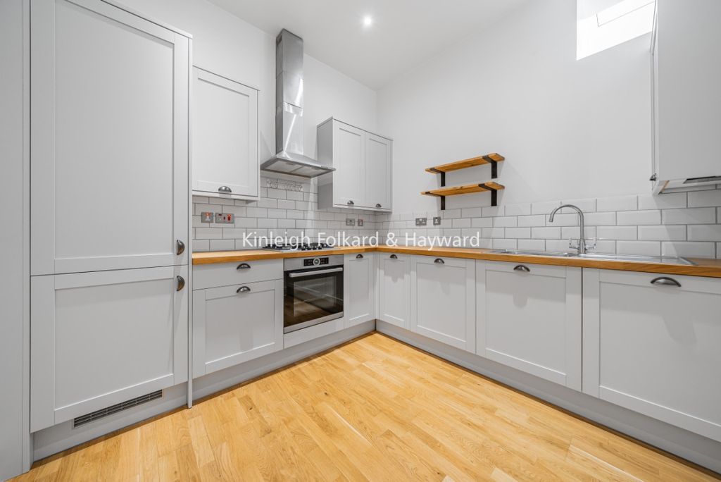 Property photo 1 of 7 1Fe10F9d-8919-400F-9