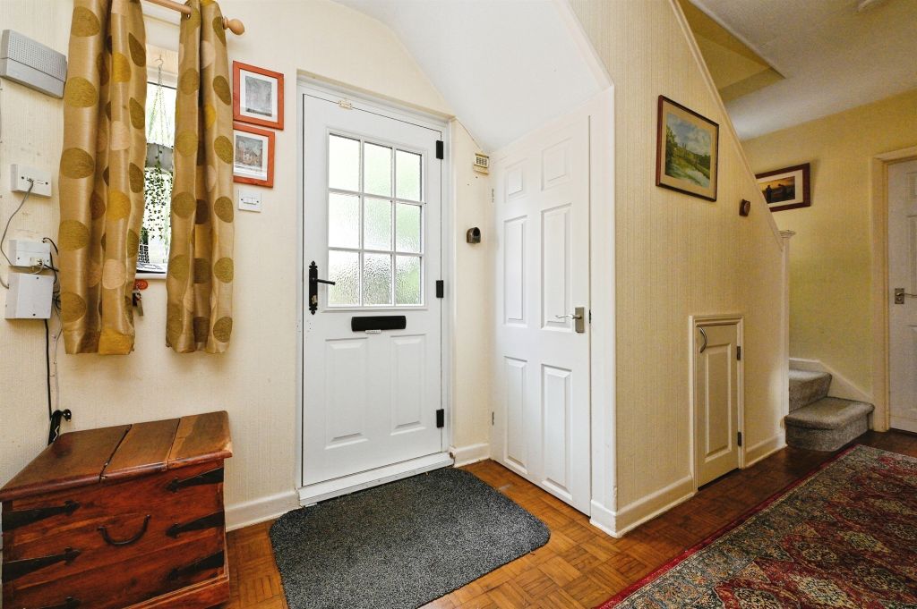 Property photo 2 of 17