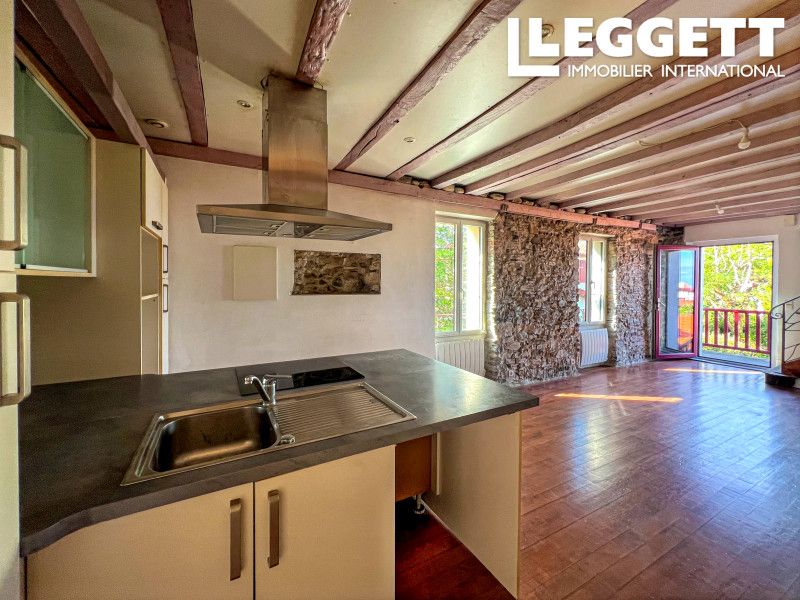 Property photo 2 of 10