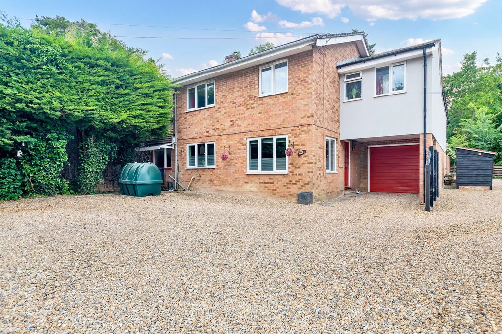 Property photo 1 of 32