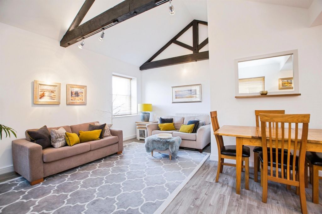 Additional image 5 of 2 bed flat for saleCharlotte Close, Halifax HX1