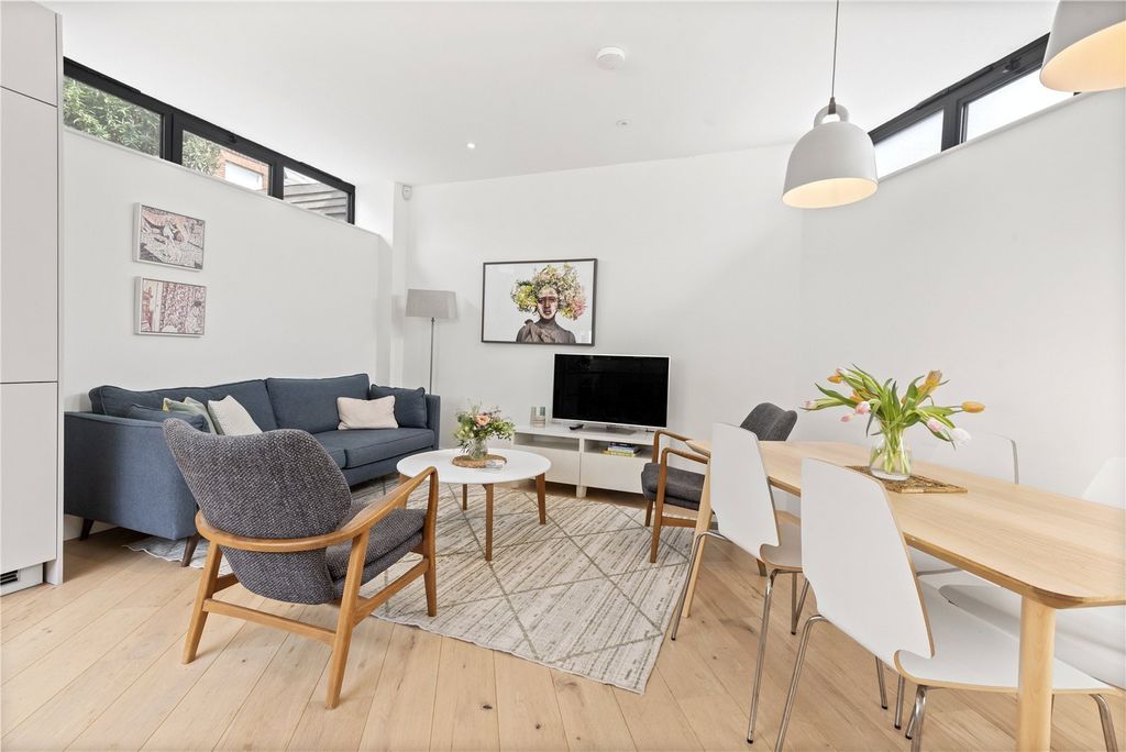 Property photo 1 of 15 Reception Room