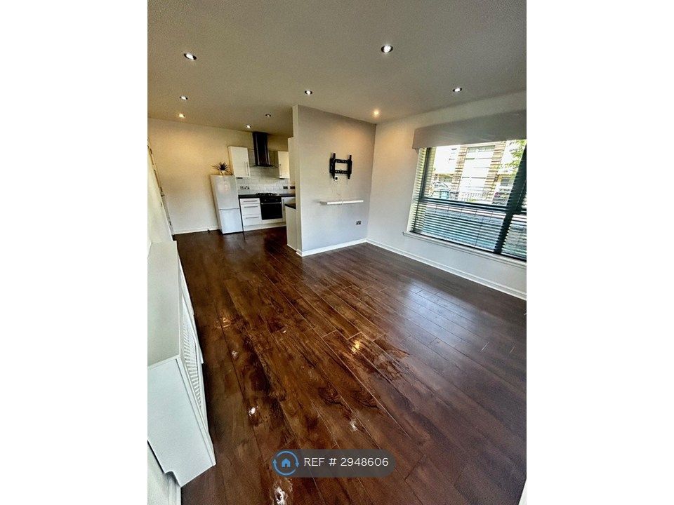 Property photo 2 of 13 Open Plan Living Room &amp; Kitchen