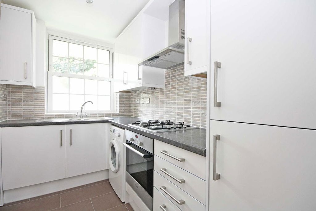 Property photo 2 of 5