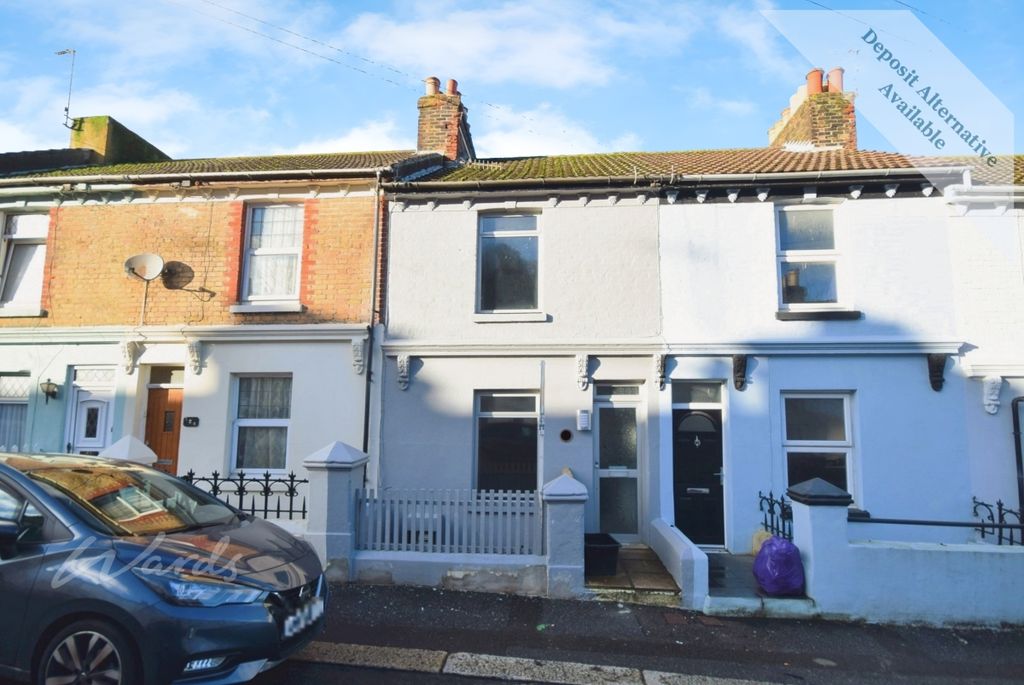 Property photo 1 of 14 Front