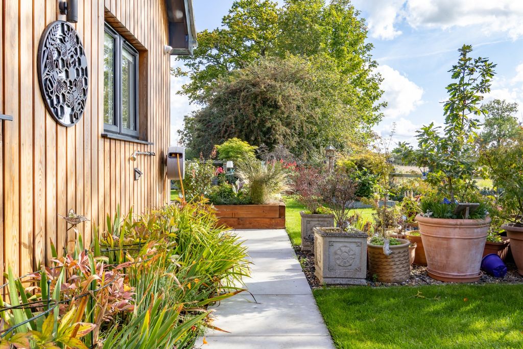 Additional image 42 of 4 bed detached bungalow for saleOak Tree Meadow, Dereham NR19