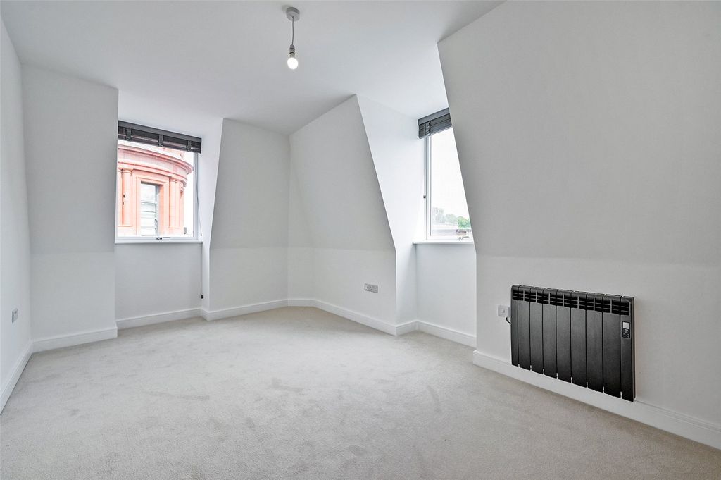 Property photo 3 of 7 Picture No. 04