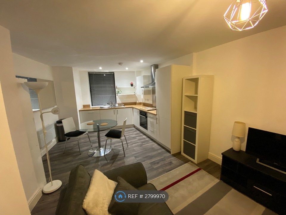 Property photo 2 of 12