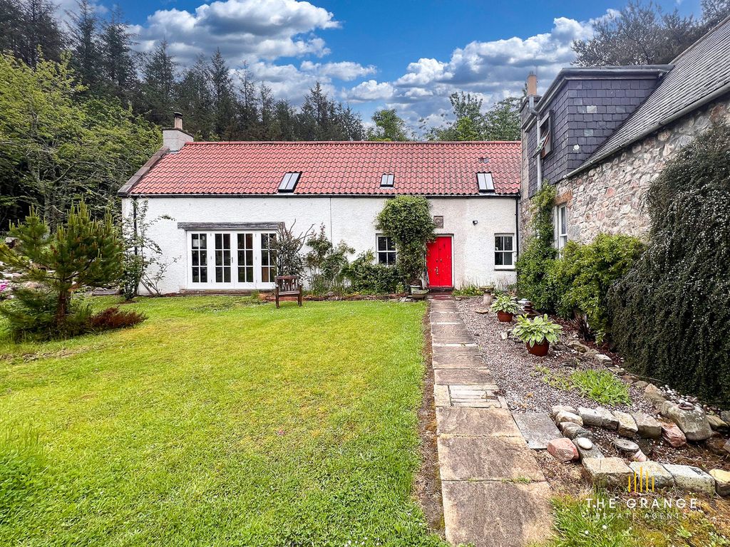 Property photo 2 of 44