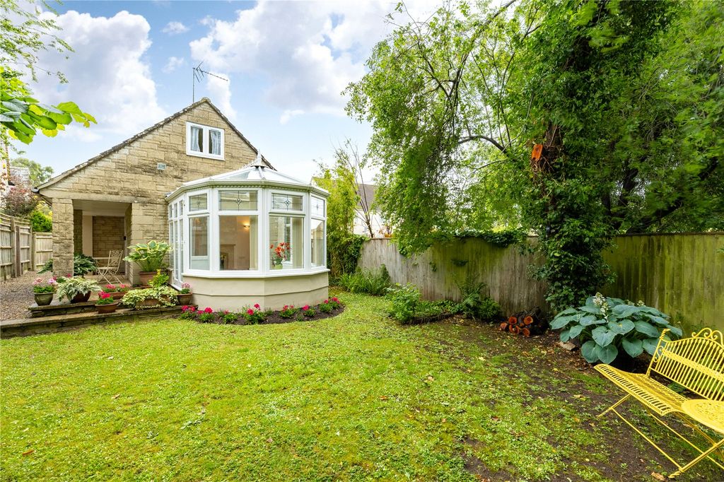 Property photo 3 of 18 Picture No. 15